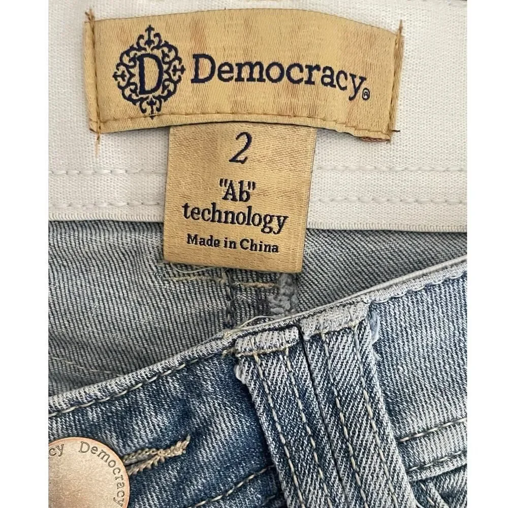 Democracy Women's 